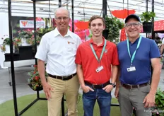 Gé Bentvelzen with Patrick Veazie and Brian E. Whipker of North Carolina State University. Patrick and Brian used strawberry plants from seed of ABZ Seeds for several research projects and meet here at the FlowerTrials for the first time.